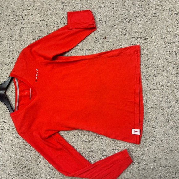 Tesla M worn once rare women’s v neck cotton shirt long sleeve! - Picture 10 of 15